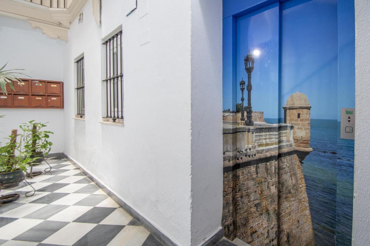 Apartamento El Meridiano De Καντίζ Εξωτερικό φωτογραφία