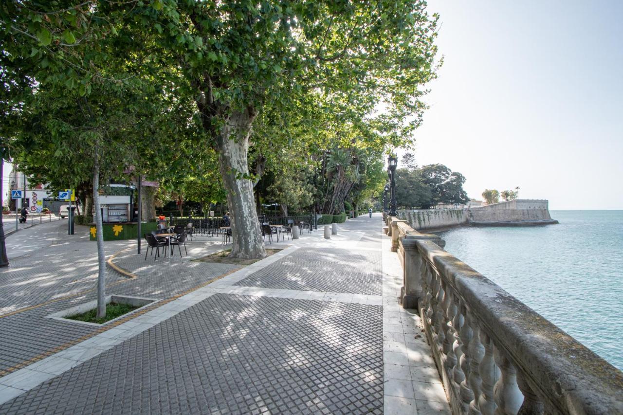 Apartamento El Meridiano De Καντίζ Εξωτερικό φωτογραφία